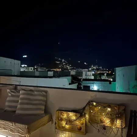 Faro Del Mar * Naxos City