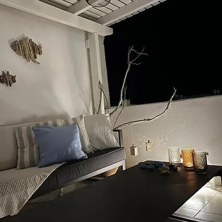 Faro Del Mar 펜션 *