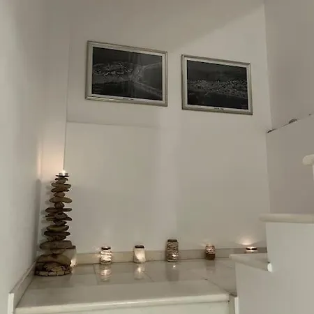 펜션 Faro Del Mar Naxos City