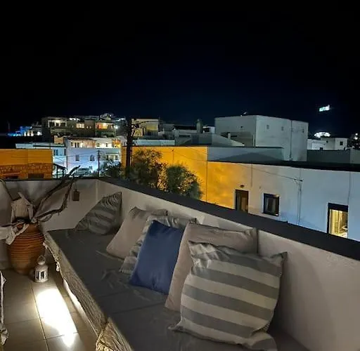 Faro Del Mar 펜션 Naxos City