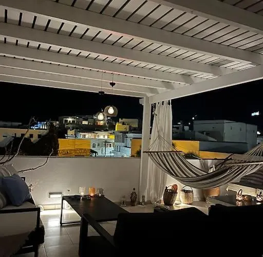 Faro Del Mar 펜션 Naxos City